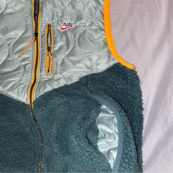 Nike Sherpa insulated vest size medium men green - Picture 8 of 9